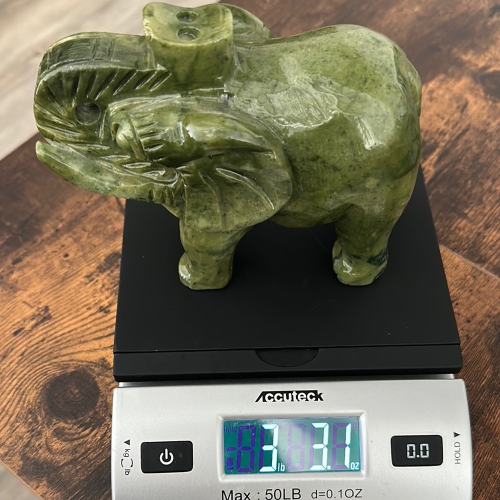 Green jade elephant - Picture 8 of 8